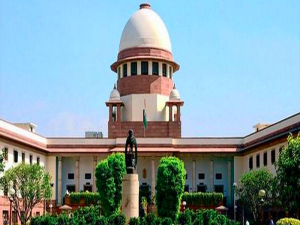 SC takes suo motu cognizance of miseries of migrant labourers