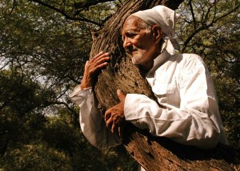 Sunderlal Bahuguna: The last of the maverick Gandhians